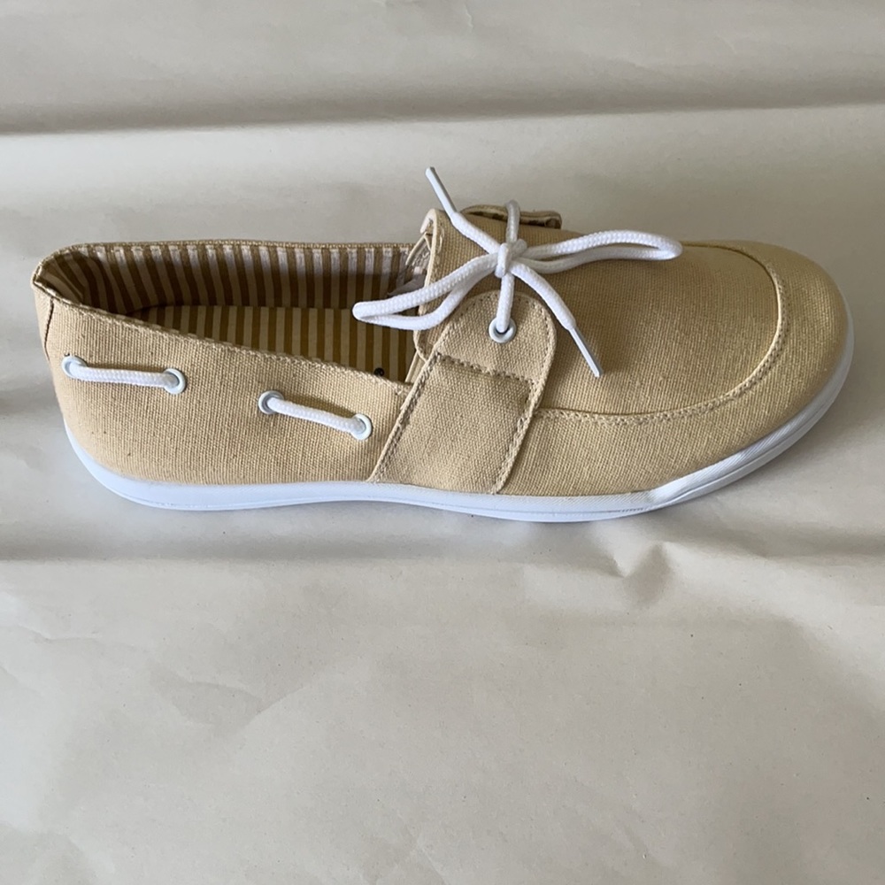 Comfort Ease slip on size 8.5 - Picture 3 of 5